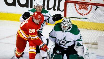 Pressure on Flames forwards to generate more offence