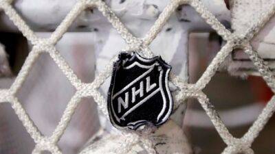 Glass falls on NHL official working Bruins penalty box - tsn.ca -  Boston