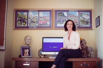 Jamie Chadwick - W Series: Catherine Bond Muir predicts who will challenge for 2022 title - givemesport.com - Britain - Spain - Usa - Hungary - county Miami