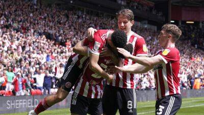Marco Silva - Sheffield United - Jack Robinson - Enda Stevens - Sander Berge - Kenny Tete - Championship - Nathaniel Chalobah - Sheffield United crush champions Fulham to secure play-off place - bt.com - county White