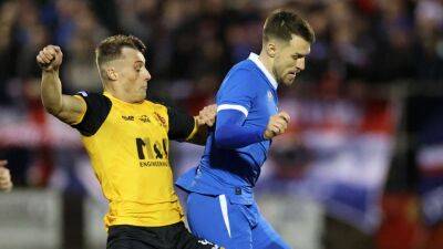Late penalty takes Annan into League One play-off final - bt.com - Scotland