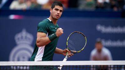 Carlos Alcaraz upsets world No. 1 Novak Djokovic to reach Madrid Open final