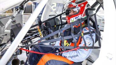 Michelisz lands reverse-grid WTCR pole position for Race 2