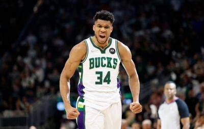 NBA Round up - Giannis scores 42 to lead Bucks over Celtics, Warriors rout Grizzlies