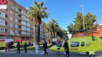 Seis heridos al chocar un coche contra la terraza de un bar de Burriana - en.as.com -  Sanidad