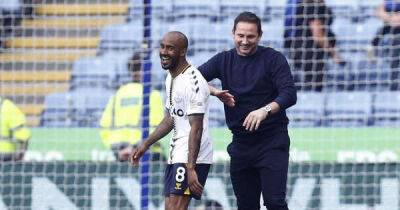 Frank Lampard - Brendan Rodgers - Alex Iwobi - Forget Holgate: Everton's "top pro" who completed 95% passes saved Lampard again today - opinion - msn.com