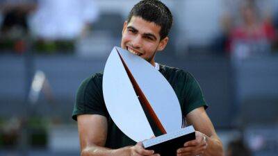 Teenager Carlos Alcaraz Crushes Alexander Zverev In Madrid Open Final