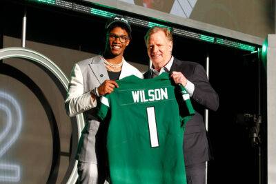 Josh Allen - Sam Darnold - Garrett Wilson - FMIA: ‘The Jets Stole The Draft’ And More Resonating Conclusions After Seven Rounds Of Sensible Selections - nbcsports.com - New York - county Thomas - county Douglas - county Bryan