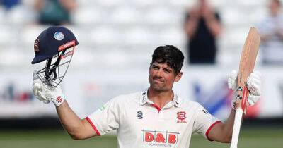 England fans clamour for Alastair Cook return as icon chalks off another career milestone - msn.com - Britain - India