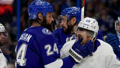 NHL Rink Wrap: Tying playoff series up in 2-2 knots