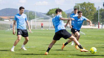 GRANADA- ATHLETIC | El Athletic viaja a Granada con la defensa en cuadro