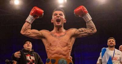 Coatbridge boxer Mark McKeown bags title days after daughter's birth