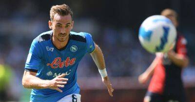 Fabian Ruiz - Manchester United can sign £25m Frenkie de Jong alternative for Erik ten Hag - manchestereveningnews.co.uk - Manchester - Netherlands - Spain - Italy