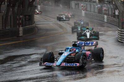 'I need two or three months' - Alonso reveals extent of hand injuries after Melbourne crash