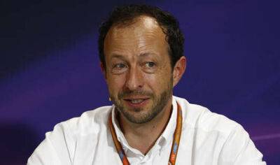 FIA announces exit of F1 executive director Bayer