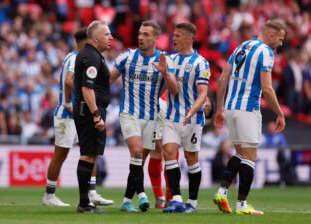 John Smith - Nottingham Forest - Danel Sinani - Tino Anjorin - Carlos Corberan - Levi Colwill - Harry Toffolo - Josh Koroma - Huddersfield Town confirm six departures as duo retained for 2022/23 - msn.com -  Norwich -  Huddersfield