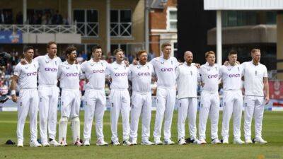 England win toss and put New Zealand in to bat in second test