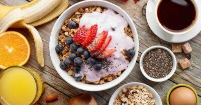 Experts say 11am is the perfect time to eat breakfast to help lose weight - manchestereveningnews.co.uk - London