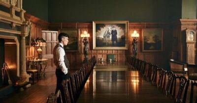 Peaky Blinders on Netflix: Inside Tommy Shelby's mansion that you can visit in real life this month - manchestereveningnews.co.uk - county Hall - Birmingham - county Cheshire
