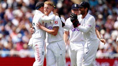 James Anderson - Zak Crawley - Daryl Mitchell - Tom Latham - Devon Conway - Will Young - Trent Bridge - Ben Stokes and James Anderson halt New Zealand progress at Trent Bridge - bt.com - Britain - New Zealand -  Anderson - county Henry - county Kane