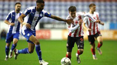 EFL clubs will 'mix and match' kits to combat colour blindness - rte.ie - Britain