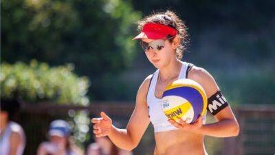 Defending world champions Pavan, Humana-Paredes open beach volleyball worlds with dominant victory