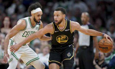 Curry pours in 43 as Warriors edge Celtics to level NBA finals at two-all