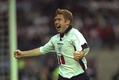 Frank Lampard - Ian Wright - Fabio Cannavaro - Paul Scholes - Glenn Hoddle - Paul Scholes’ incredible backspin pass for England v Italy is one of the greatest assists ever - msn.com - Manchester - France - Italy - Scotland - Brazil