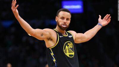 Klay Thompson - NBA Finals: Steph Curry's 43-point masterpiece helps Golden State Warriors level series with Boston Celtics - edition.cnn.com -  Boston -  Las Vegas