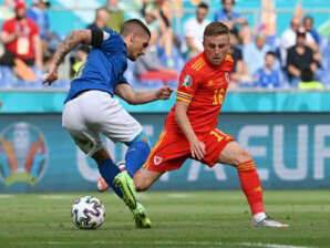 Danny Cowley - Portsmouth midfielder dealt significant setback ahead of pre-season return - msn.com - Ukraine - Spain - Poland