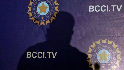 Media giants in pitch battle for India cricket rights