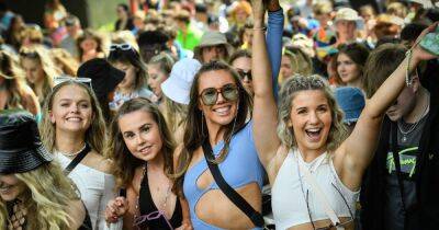 Sun shines down on Heaton Park as festival-goers arrive for day two of Parklife