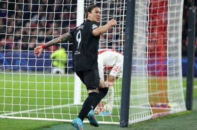 Liverpool close to sealing £64m deal for Benfica forward Nunez
