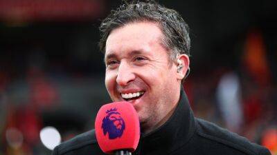 ‘United could have written a book on how not to do transfers’ - Robbie Fowler slams Manchester United's recruitment