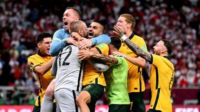 Andrew Redmayne - Andrew Redmayne's dancing penalty shoot-out heroics send Australia to Qatar World Cup after win over Peru - eurosport.com - Qatar - Ukraine - Australia - Uae - Peru