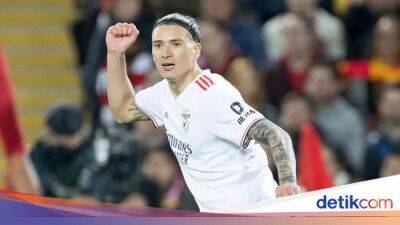 Virgil Van-Dijk - Darwin Núñez - Darwin Nunez: Dulu Kelaparan, Kini Calon Pemain Termahal Liverpool - sport.detik.com - Liverpool