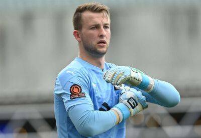 Dartford manager Alan Dowson wants goalkeepers Dan Wilks and Reice Charles-Cook to stay at Princes Park