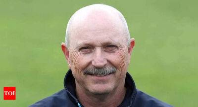 Former Test captain Dave Houghton back at the helm for ailing Zimbabwe - timesofindia.indiatimes.com - South Africa - Zimbabwe - India - Sri Lanka - Afghanistan - county Houghton