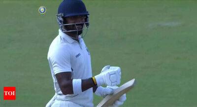 Ranji Trophy: Mantri's unbeaten ton takes Madhya Pradesh to 271/6 against Bengal on Day 1 - timesofindia.indiatimes.com