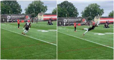 Cleveland Browns: WR Donovan Peoples-Jones pulls off insane catch during minicamp