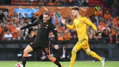 Depay nets late winner as Netherlands beat Wales 3-2