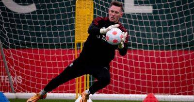 Manchester United goalkeeper Dean Henderson wanted by Nottingham Forest