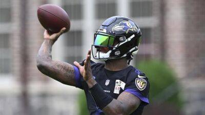 Lamar Jackson back at practice for start of Ravens' minicamp