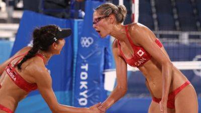 Canada's Pavan, Humana-Paredes keep title defence alive at beach volleyball worlds - cbc.ca - Brazil - Canada -  Santos -  Tokyo - Thailand -  Rome - Latvia -  Lima