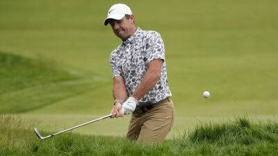 Rory Macilroy - U.S.Open - Charles Krupa - Canadian Open - US Open 2022: Rory McIlroy somehow saves par on 5th hole as he begins to build momentum - foxnews.com - Usa - state Indiana - county Wells - state Massachusets