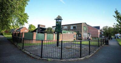 Masked men burst into pub as jealous machete wielding thug attacked ex-girlfriend who feared she'd be killed - manchestereveningnews.co.uk - Manchester