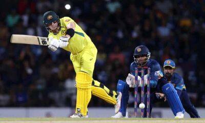 Injury scare for Steve Smith as Australia beaten in second ODI in Sri Lanka
