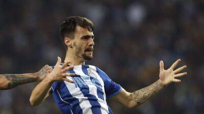 Matt Turner - Fabio Vieira - Porto agree to sell midfielder Vieira to Arsenal - channelnewsasia.com - Britain - Portugal - Brazil - Usa - county Turner