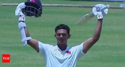 Ranji Trophy: Yashasvi Jaiswal, Armaan Jaffer hundreds derail UP; Mumbai lead by 662 runs - timesofindia.indiatimes.com -  Mumbai