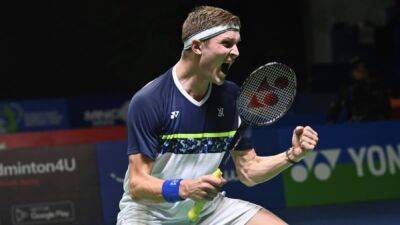 Top seed Axelsen through to Indonesia Open semis